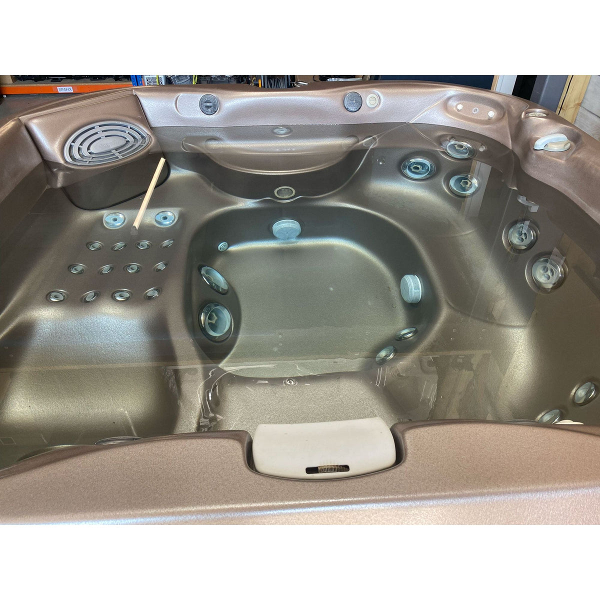 Refurbished 2nd Hand Pre Owned - Jacuzzi J-355 Hot Tub