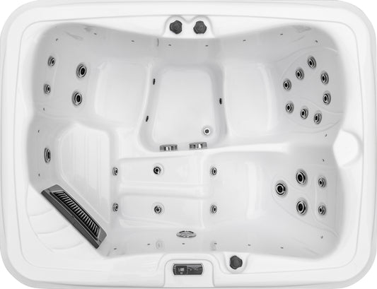 Holiday Let Hot Tub - HL325