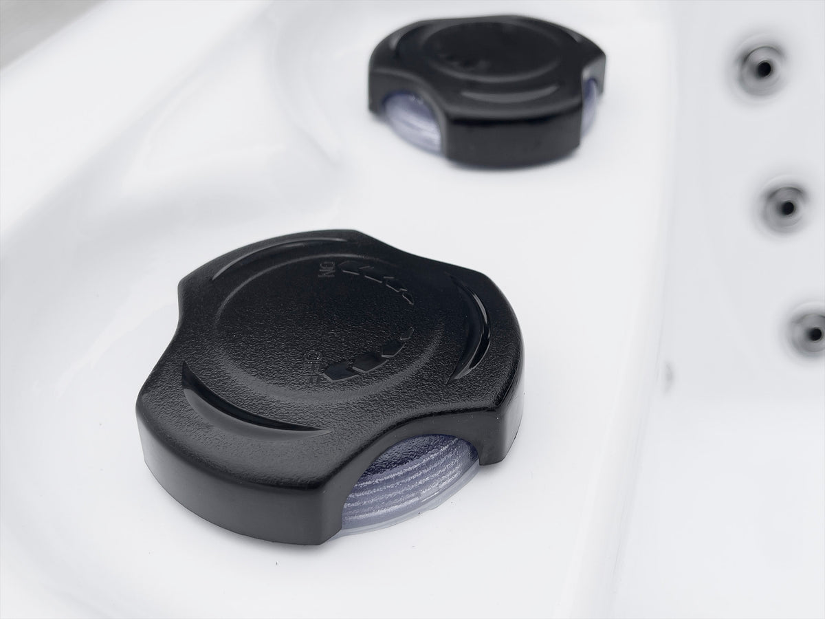 Holiday Let Hot Tub - HL325