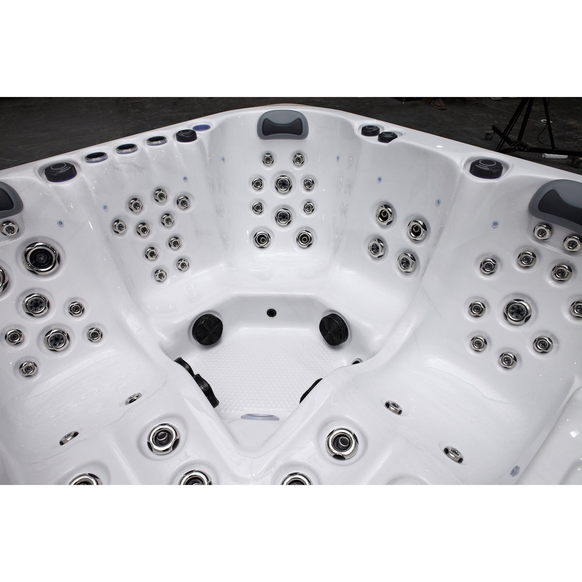 Fresh Water BROOK Hot Tub