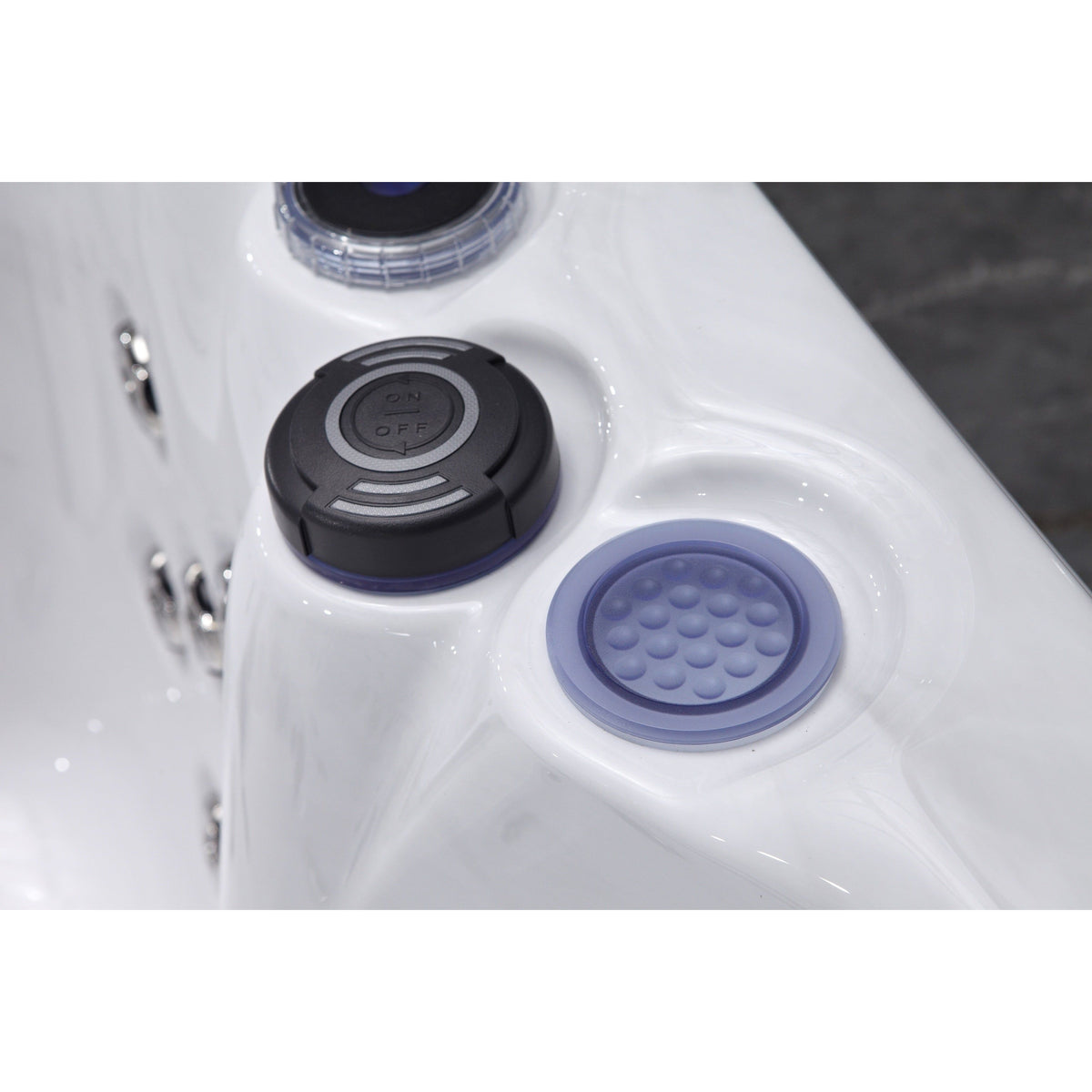 Fresh Water SPRING Hot Tub