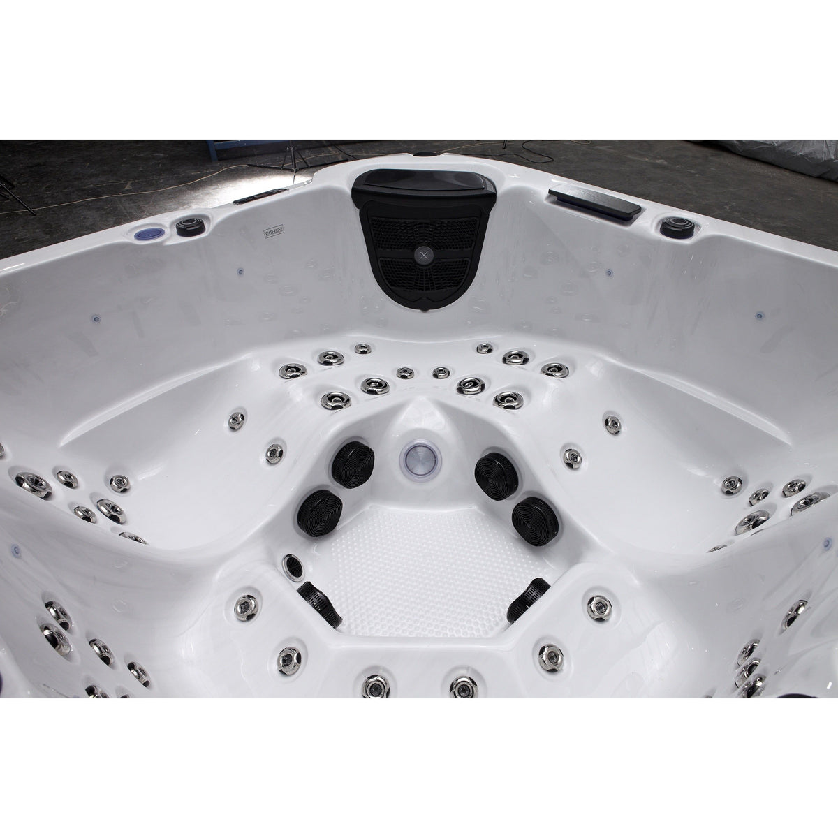 Fresh Water SPRING Hot Tub