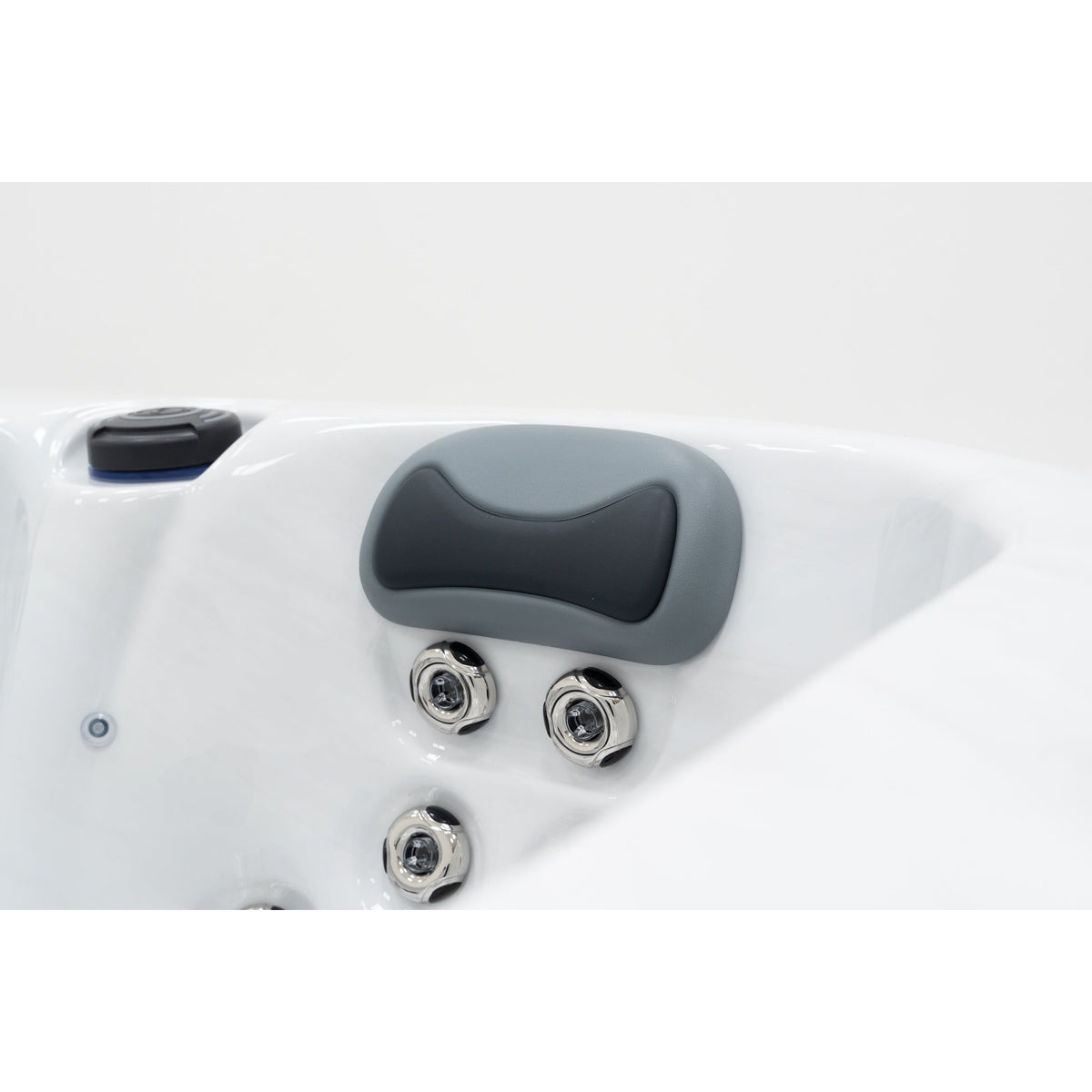 Fresh Water BROOK Hot Tub