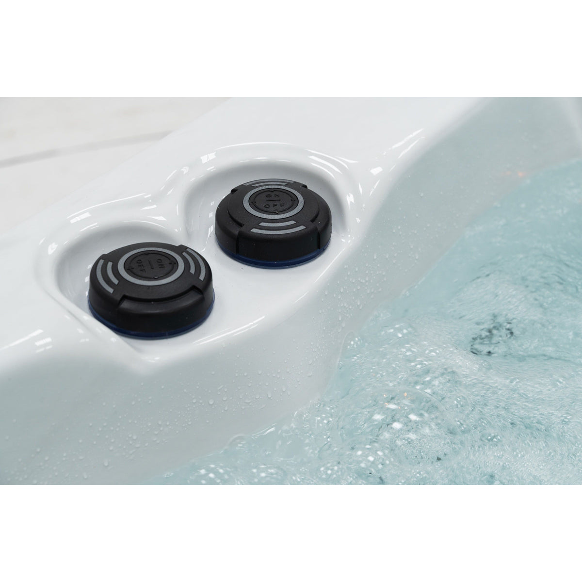 Fresh Water BROOK Hot Tub