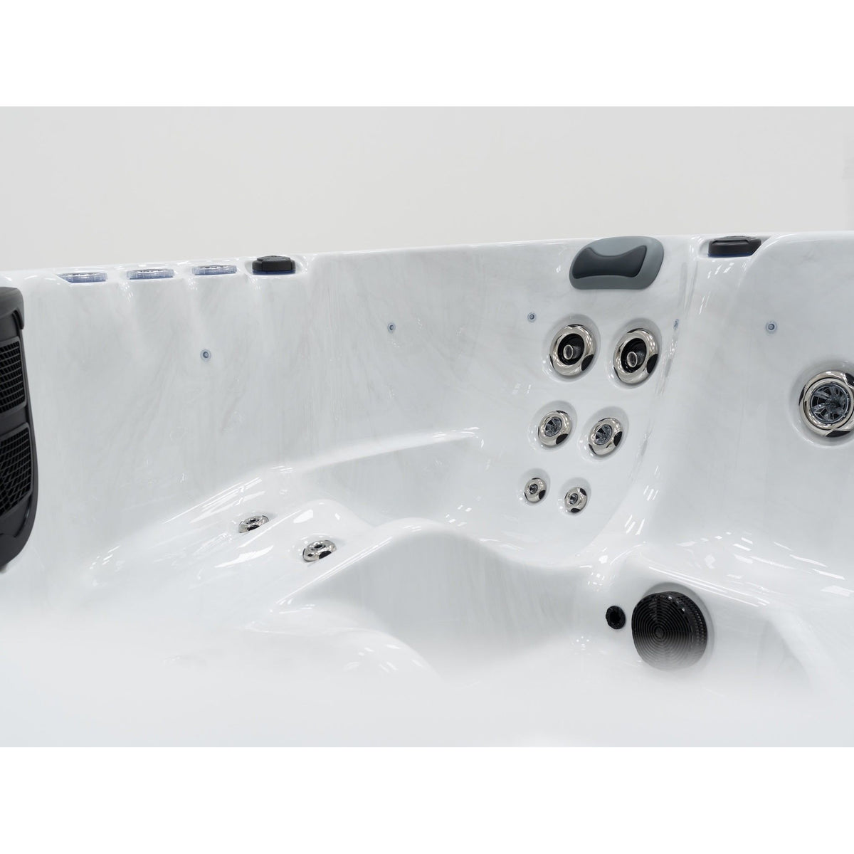White Water DRIFT Hot Tub