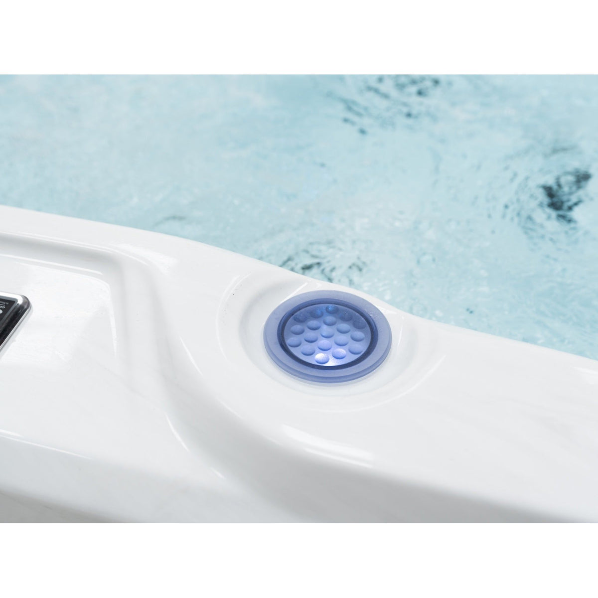 White Water DRIFT Hot Tub