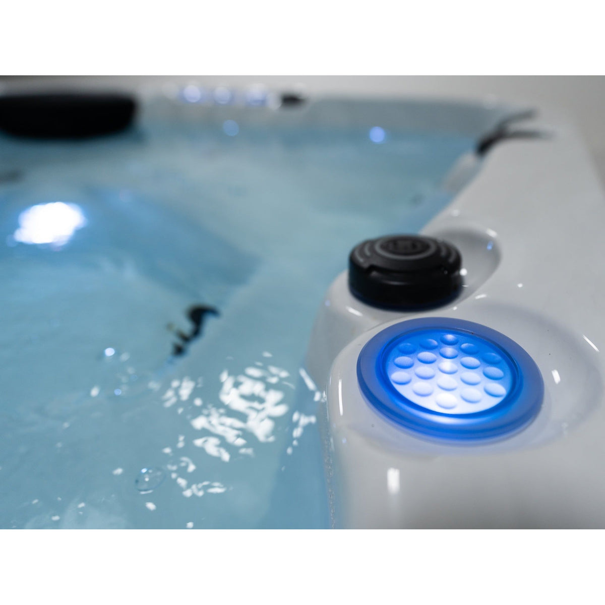White Water DRIFT Hot Tub