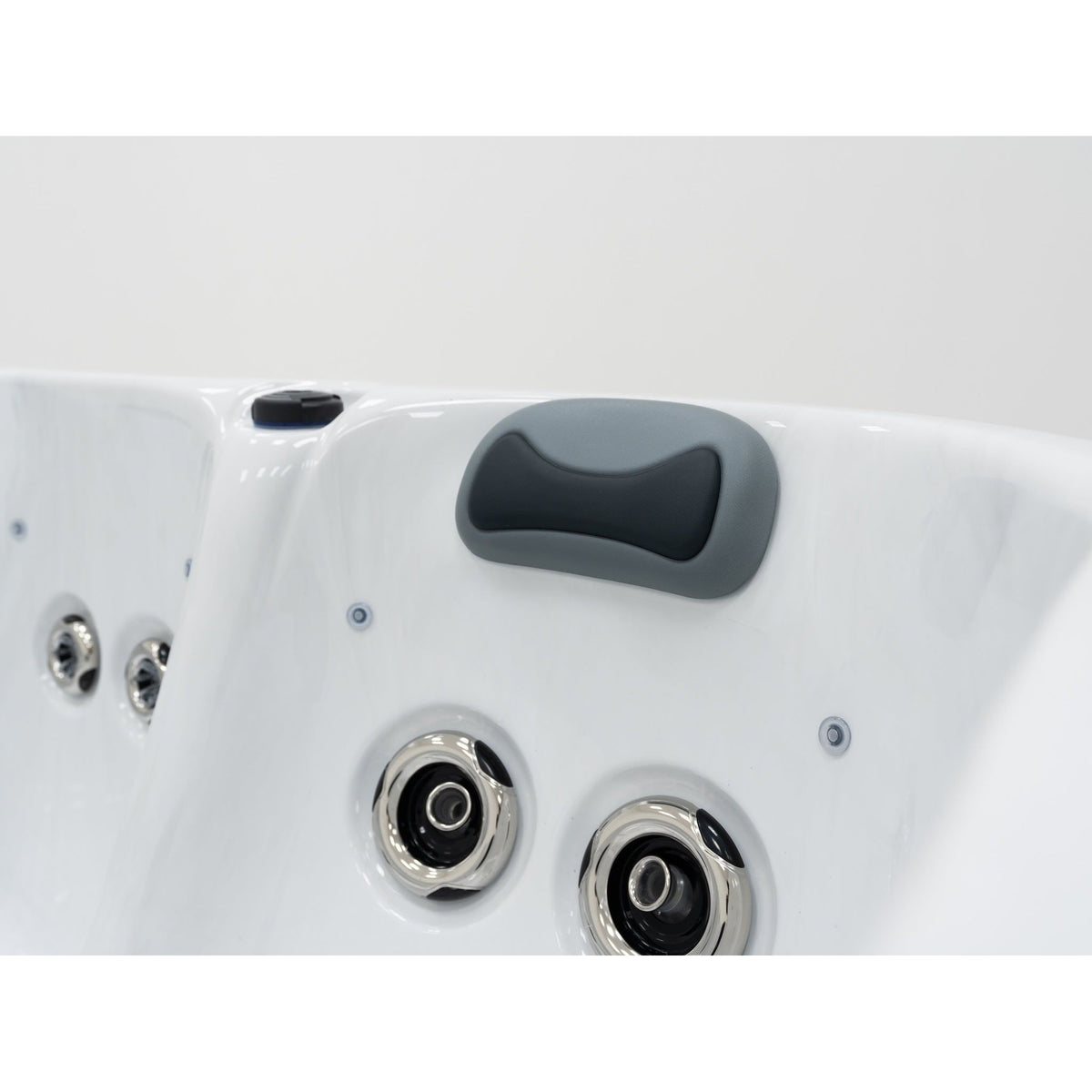 White Water DRIFT Hot Tub