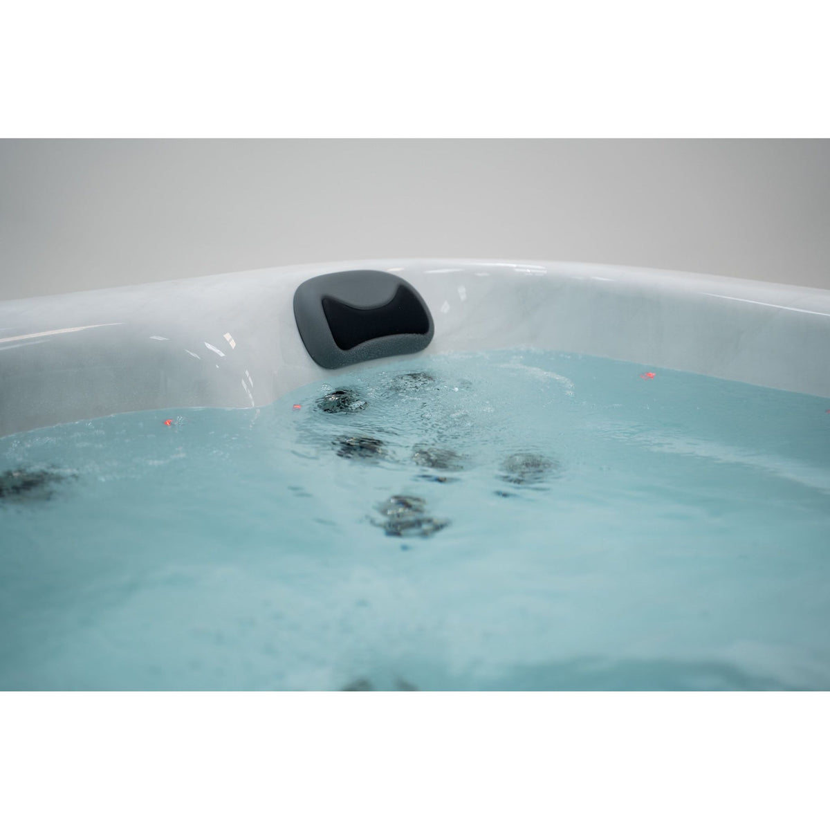 White Water RAPID Plug and Play Hot Tub