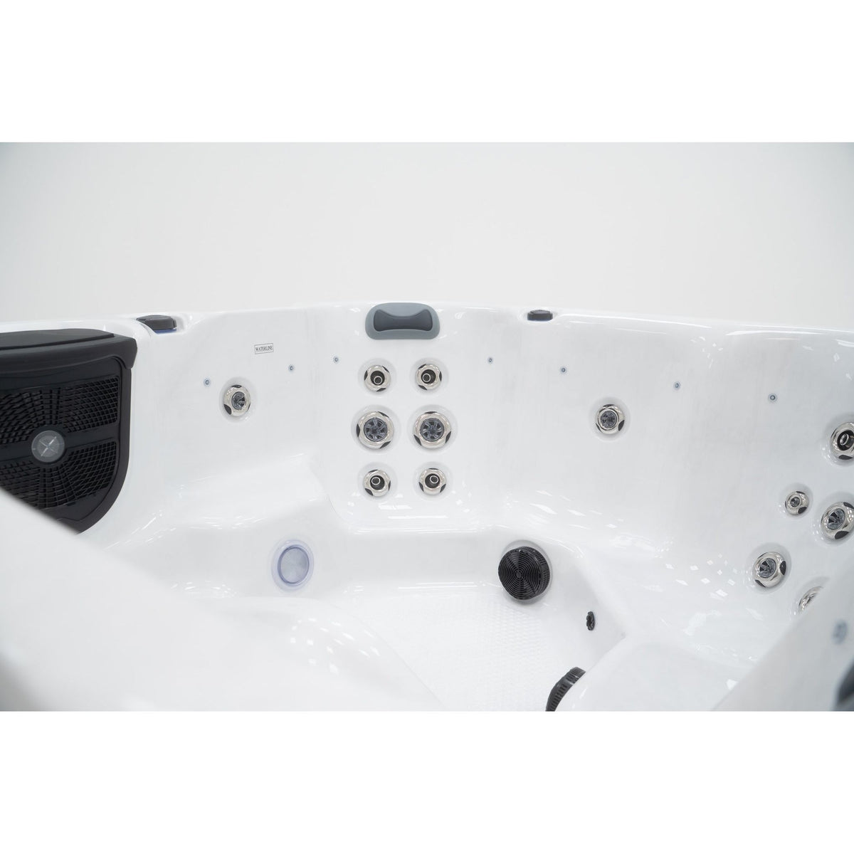 White Water RAPID Plug and Play Hot Tub