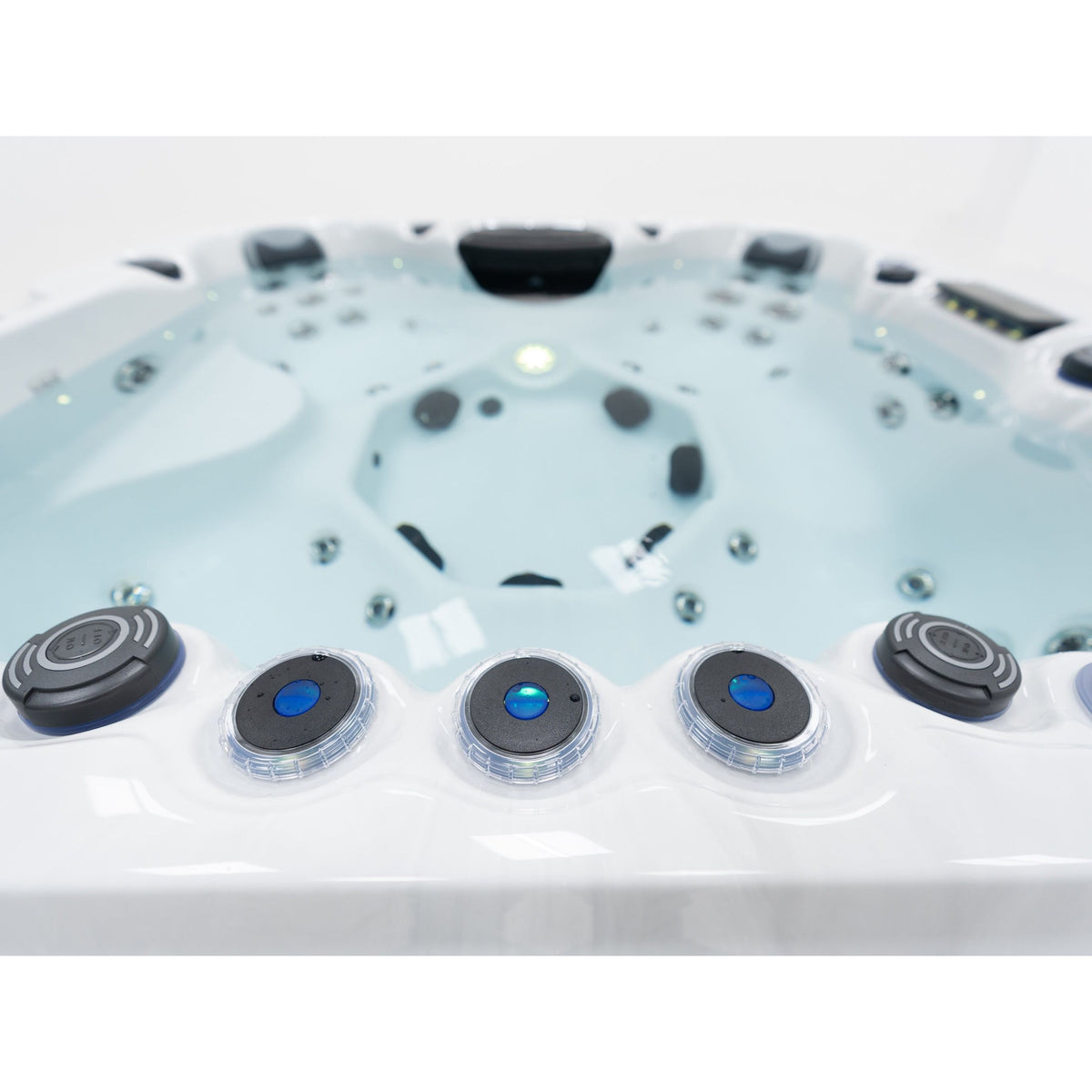 Fresh Water LAGOON Hot Tub